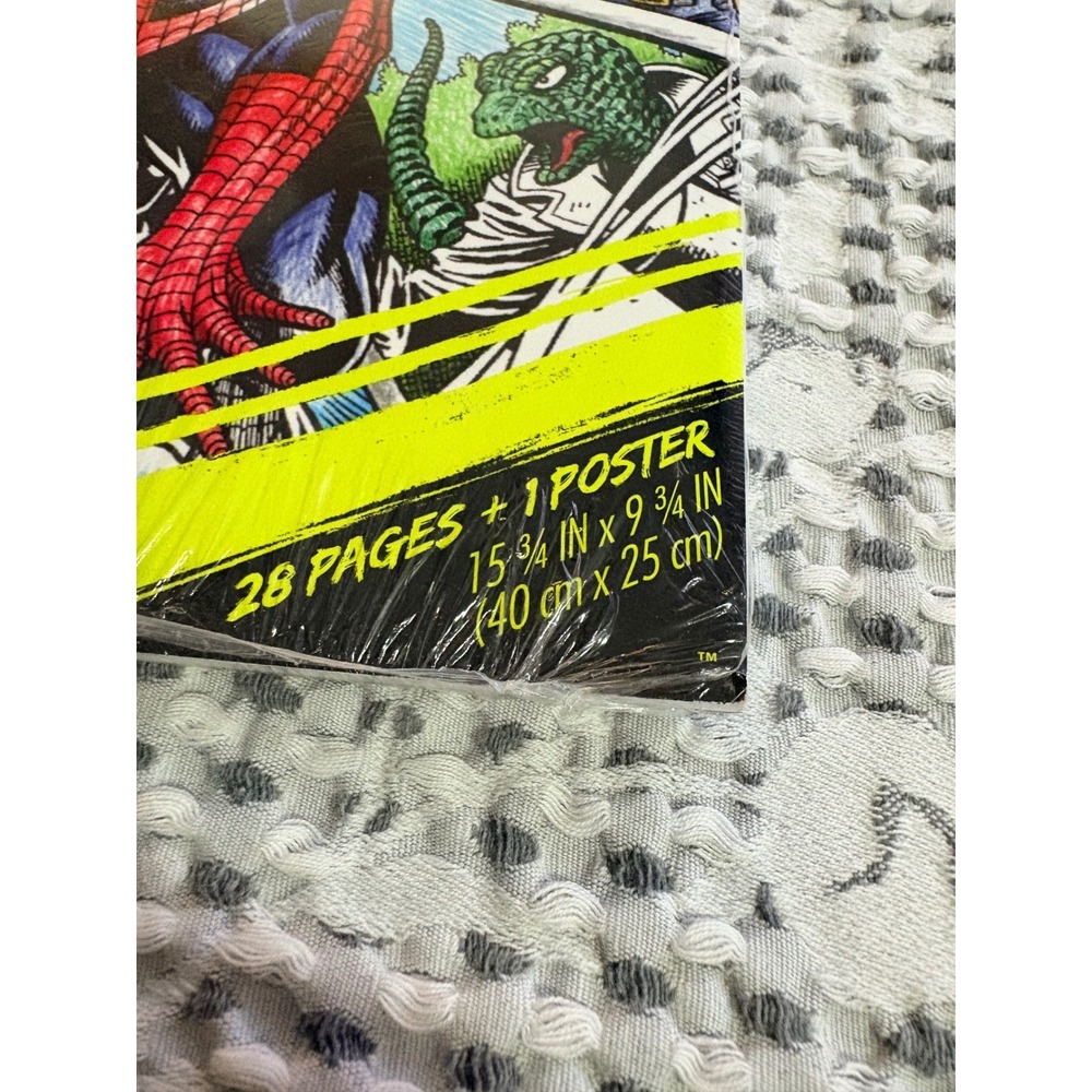 Crayola Art w/ Edge Marvel Beyond Amazing Spider-Man Coloring Book & Poster NEW - Picture 5 of 6